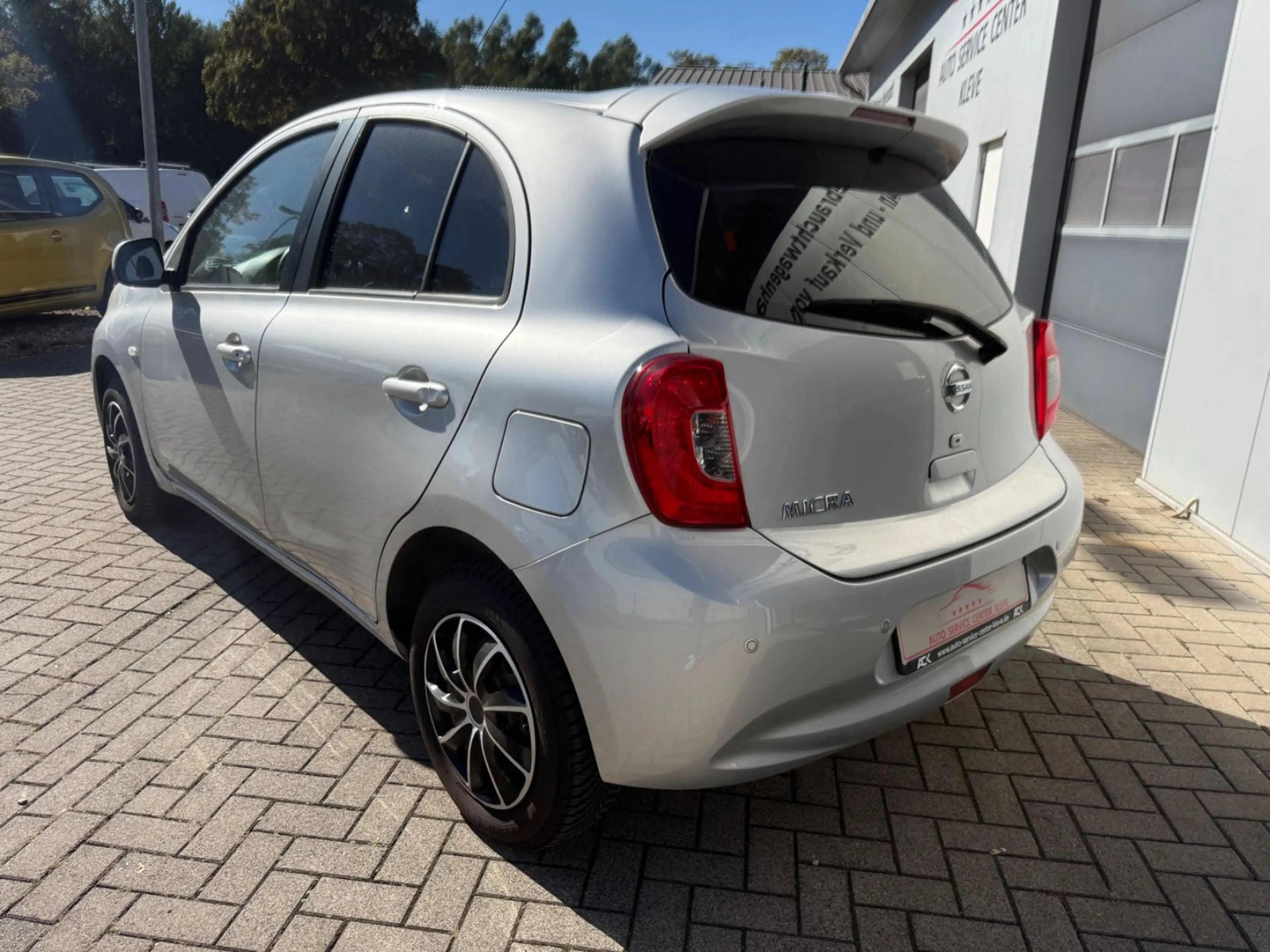 Nissan Micra Tekna*PANO*SHZ*KLIMA*PDC*NAVI*2HAND — photo 5