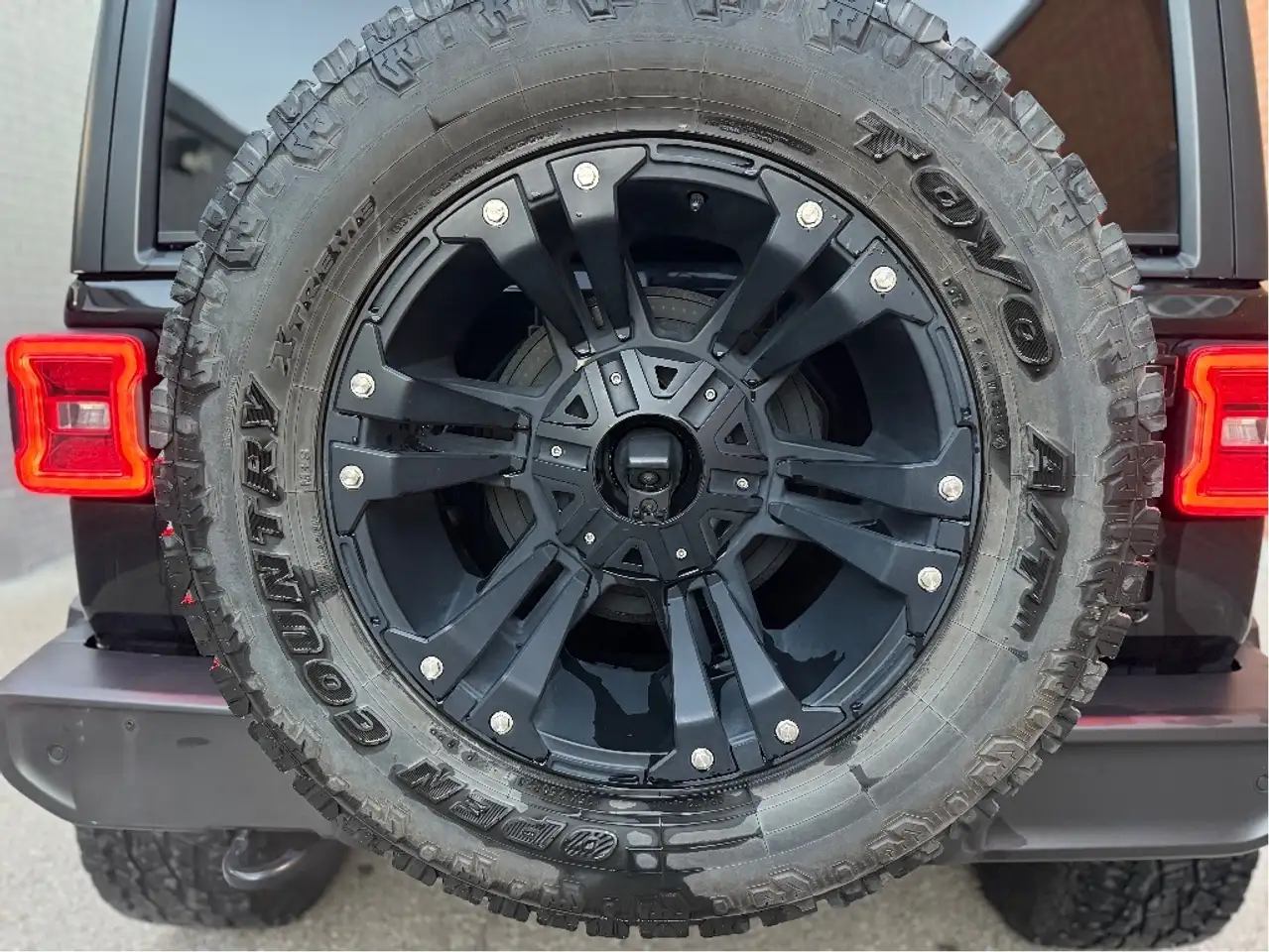 Jeep Wrangler снимка Jeep Wrangler