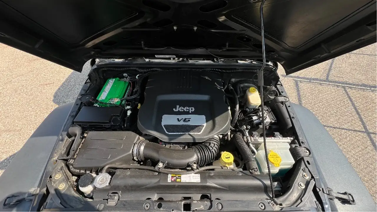 Jeep Wrangler снимка Jeep Wrangler