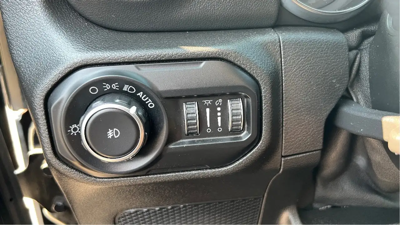 Jeep Wrangler снимка Jeep Wrangler