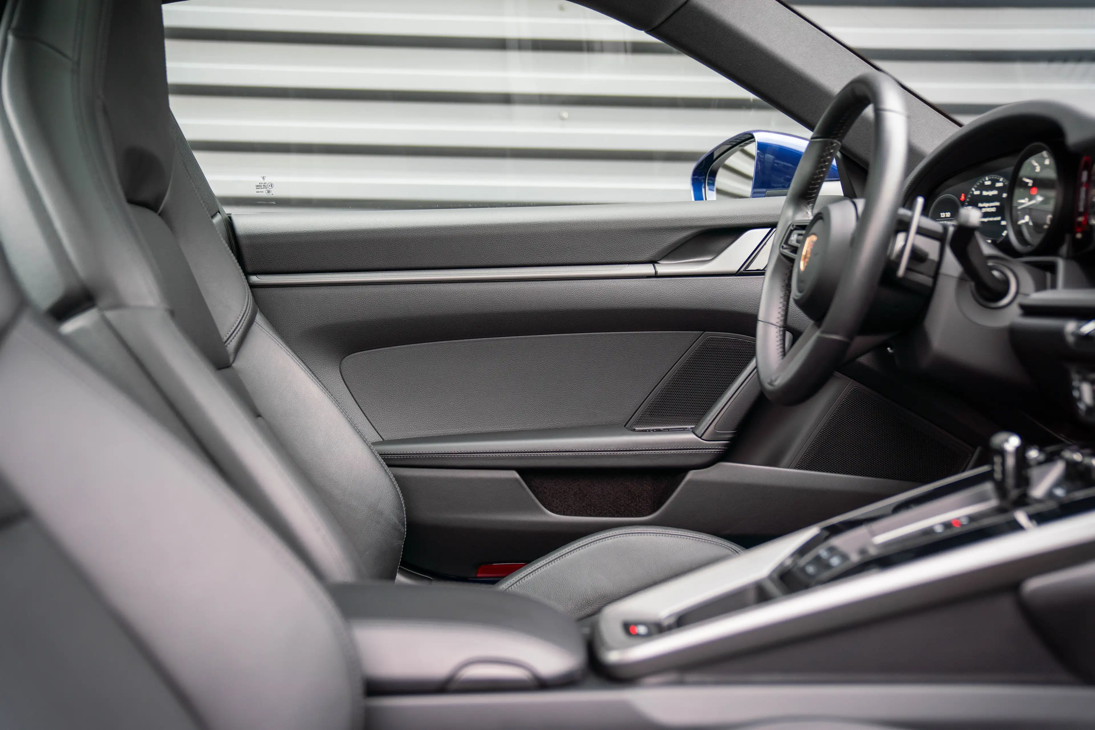 Porsche 992 911 Carrera PDK — photo 15