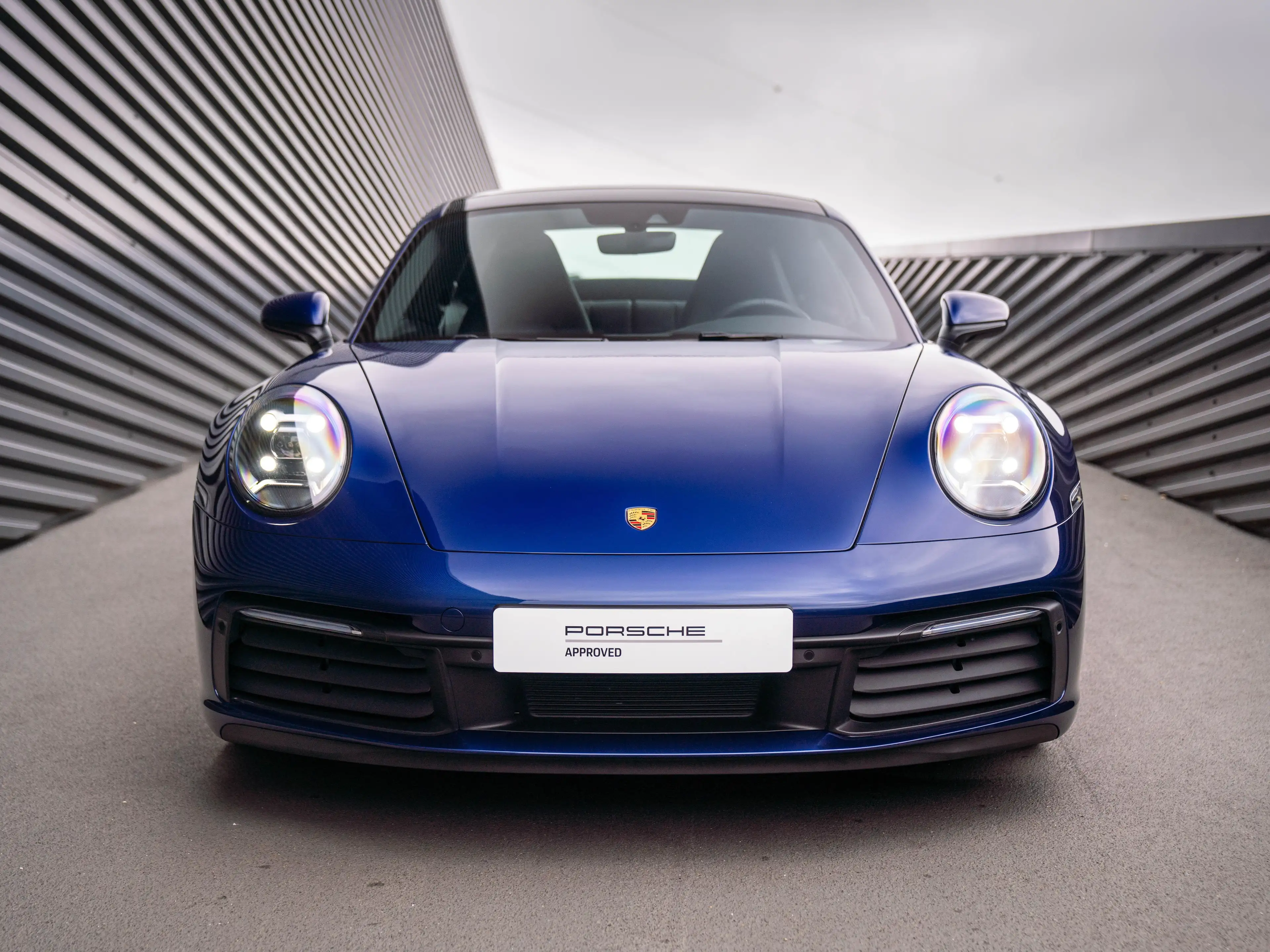Porsche 992 911 Carrera PDK — photo 3