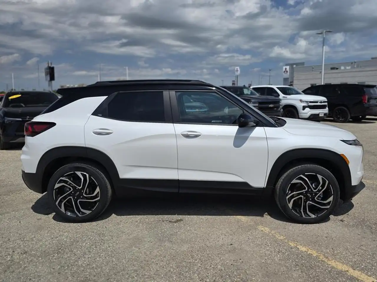 Chevrolet Trailblazer photo Chevrolet Trailblazer