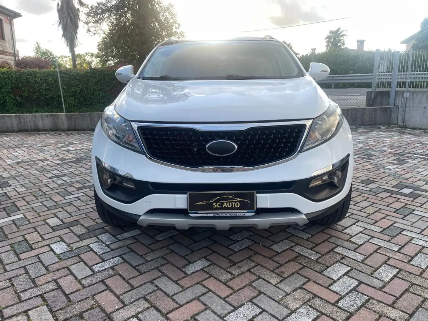 Kia Sportage 2.0 CRDI VGT 184CV AWD Feel Rebel Wit - 2