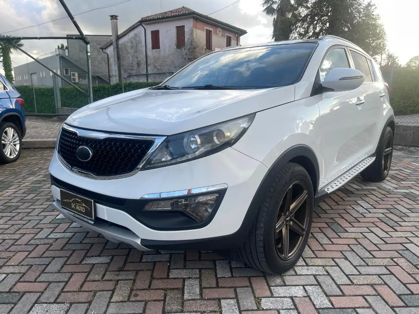 Kia Sportage 2.0 CRDI VGT 184CV AWD Feel Rebel Wit - 1