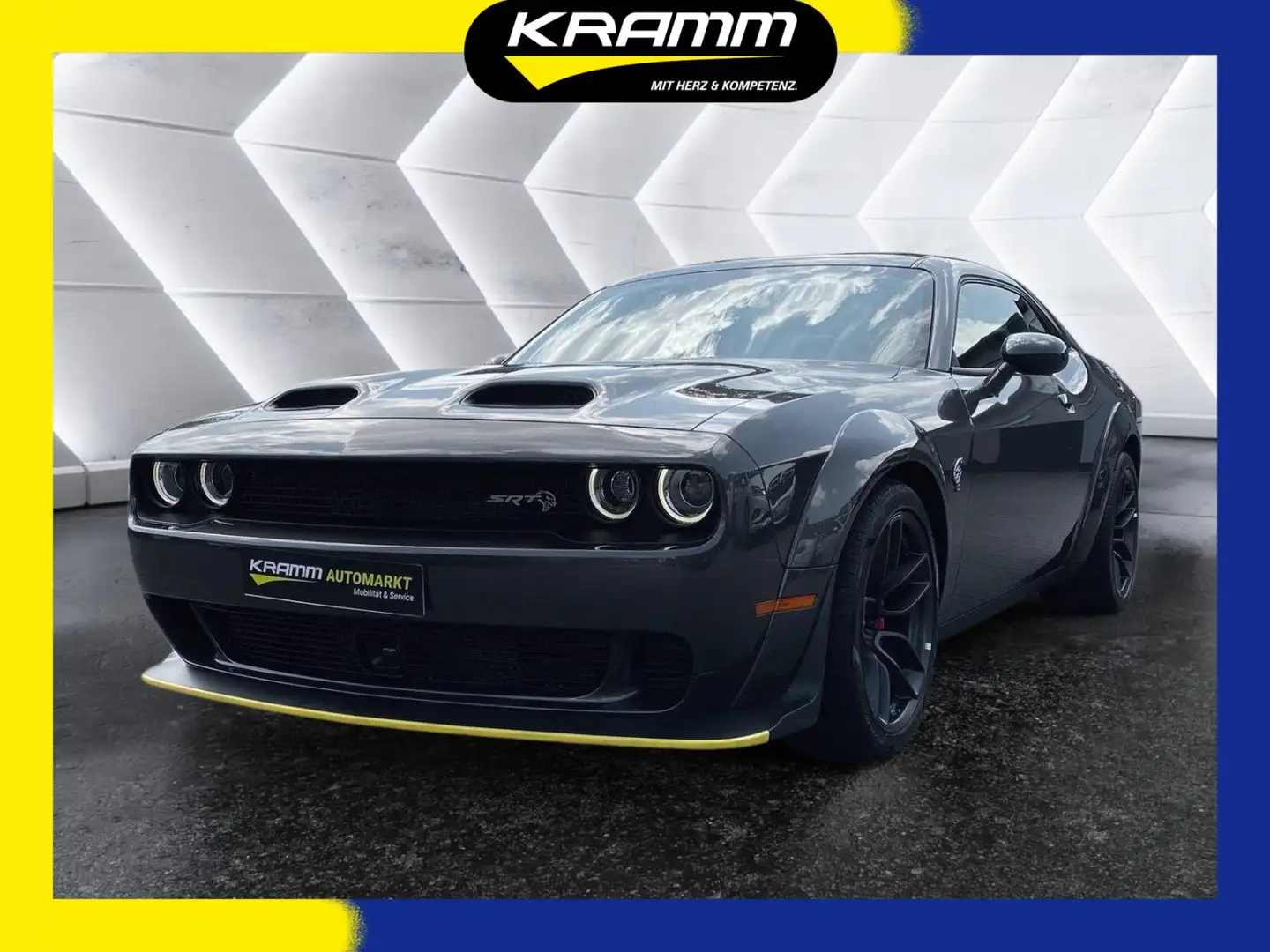 Dodge Challenger SRT Hellcat WIDEBODY Sportp. LED PDC Grey - 1