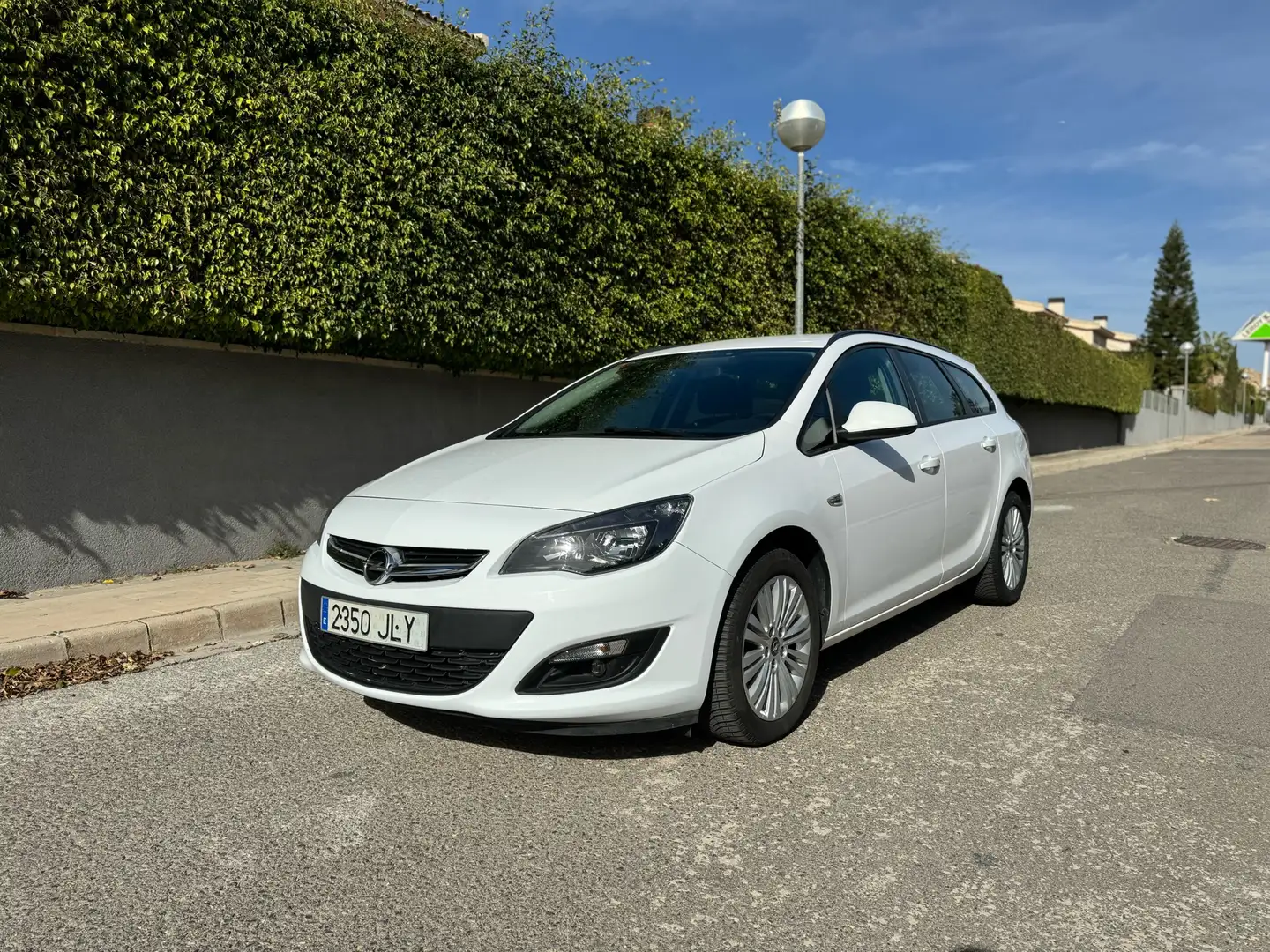 Opel Astra ST 1.6CDTi S/S Excellence 136 Blanco - 1