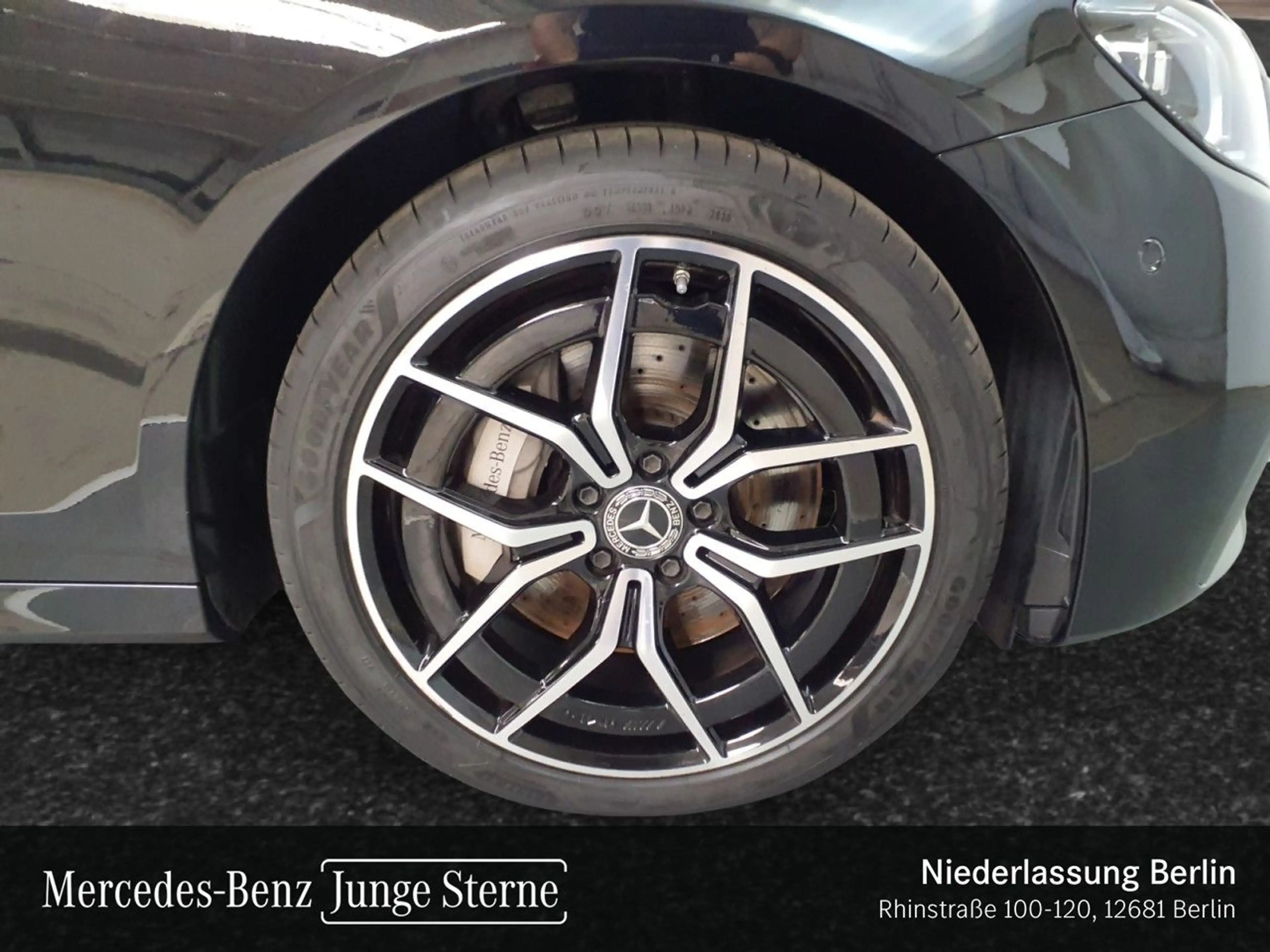 Mercedes-Benz E 300 de AMG+NIGHT+PANO+MULTIBEAM+BURMESTER+KAMERA — photo 6
