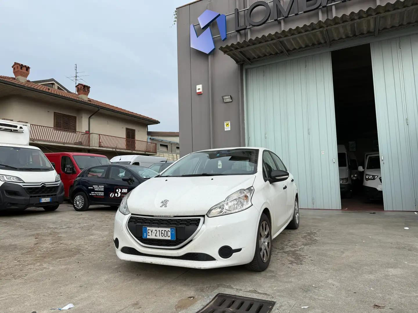 Peugeot 208 1.4/AUTOCARRO/2015 Bianco - 1