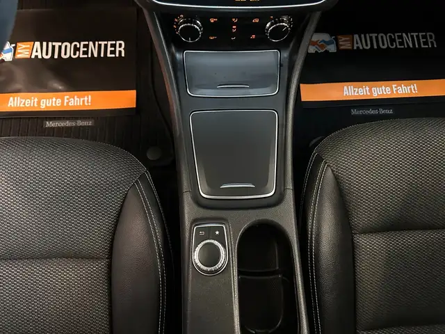 Mercedes-Benz Cla view 12