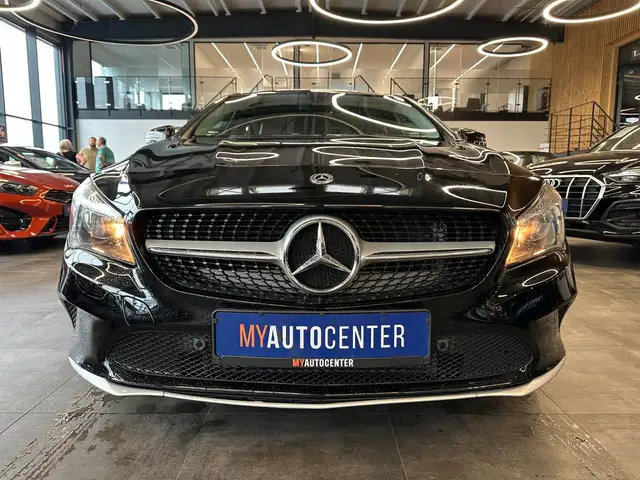 Mercedes-Benz Cla view 19