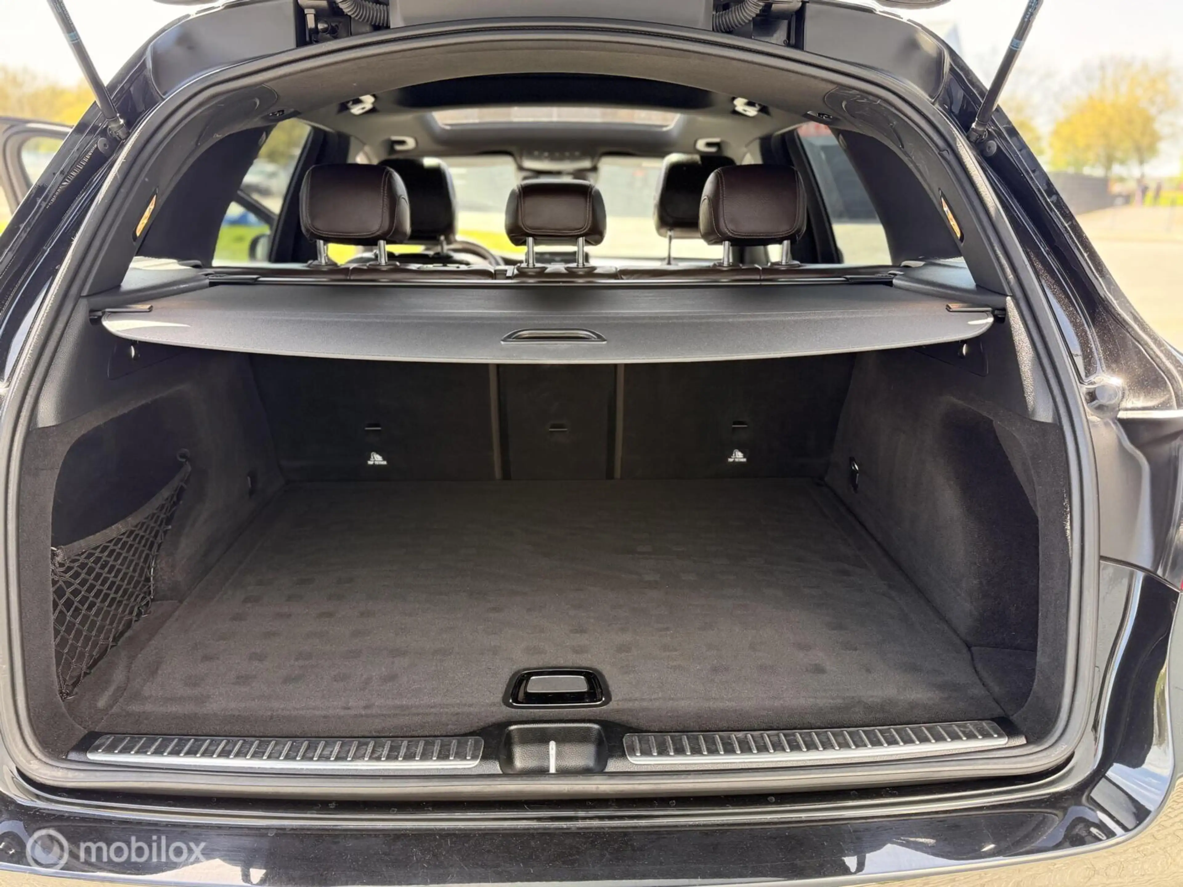 Mercedes-Benz GLC 350 d 4MATIC Premium Plus — photo 24