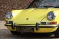Porsche 911 S Coupe "Matching Numbers" Fantastic color combina Jaune - thumbnail 16