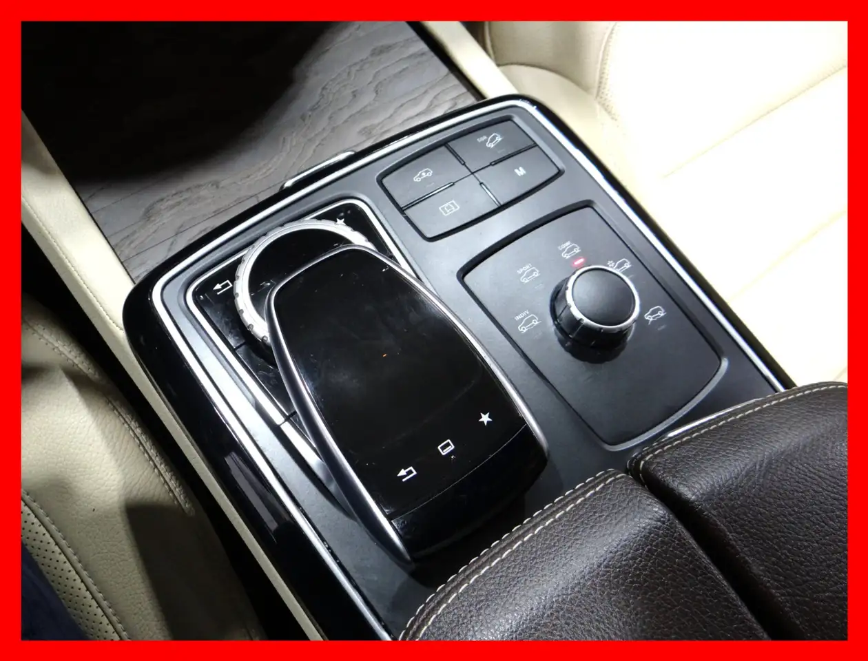 Mercedes-Benz GLS снимка Mercedes-Benz GLS
