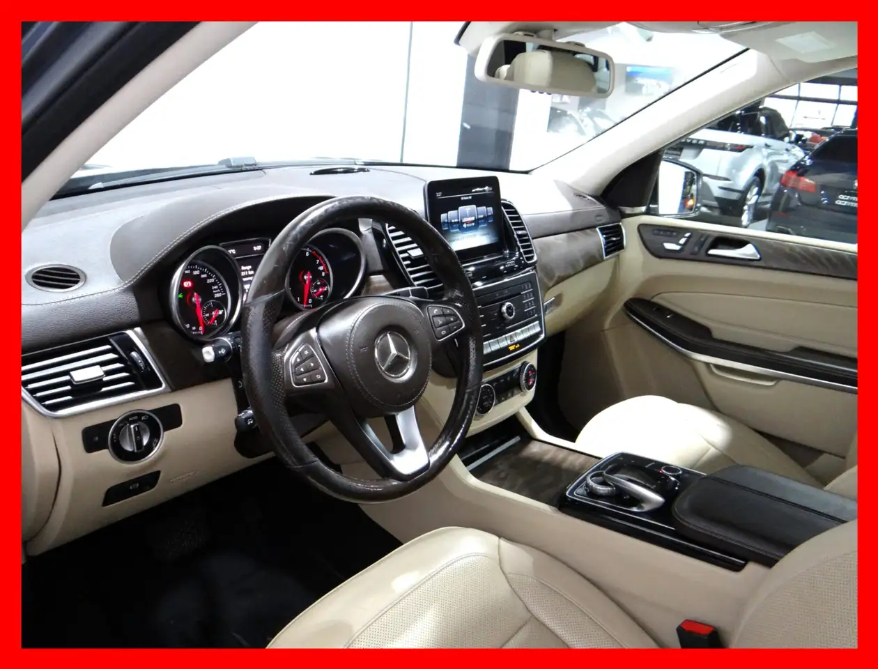 Mercedes-Benz GLS снимка Mercedes-Benz GLS