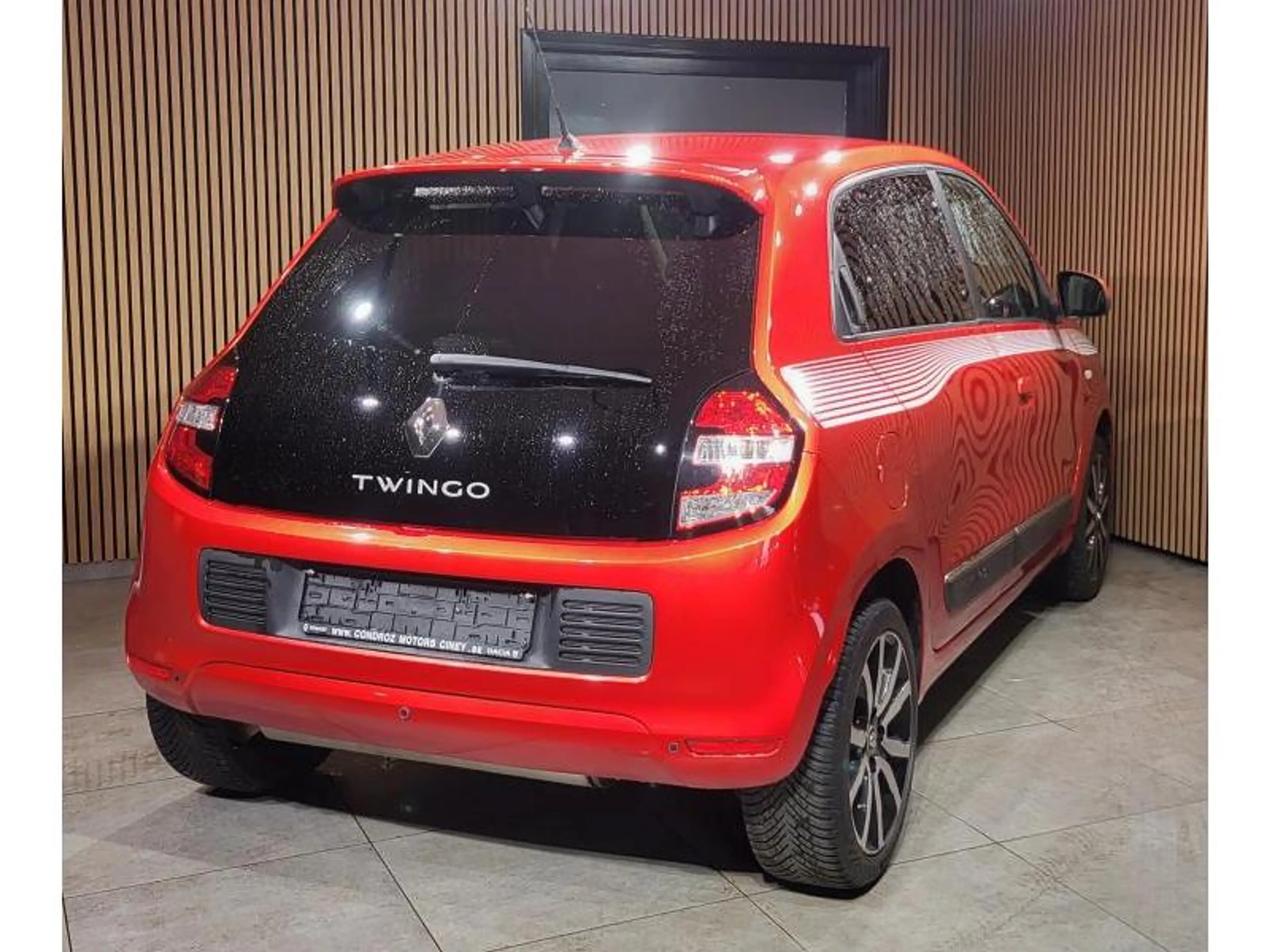 Renault Twingo III — photo 5