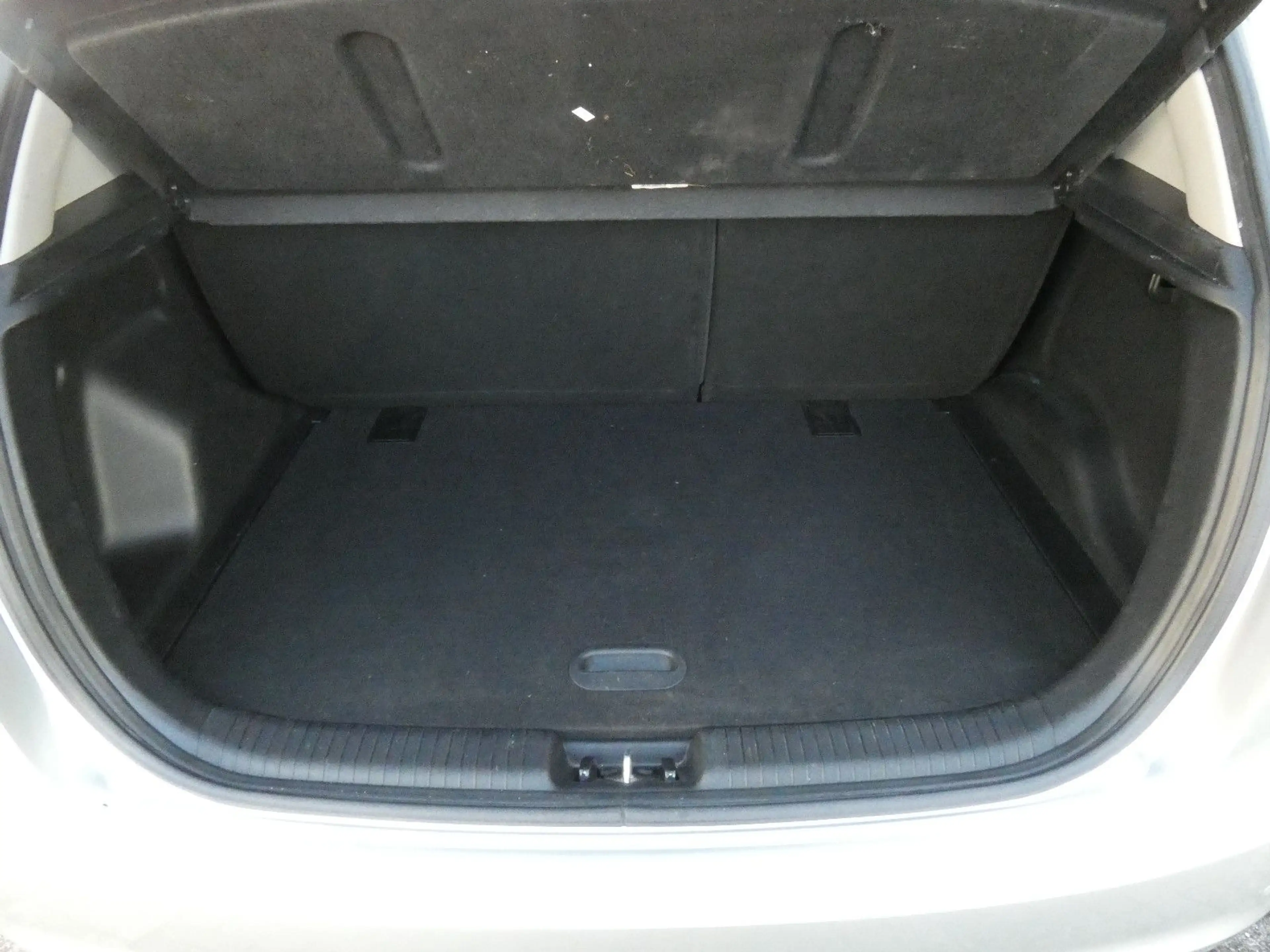 Kia Venga 1.6 CRDi 128 Spirit*Panorama* — photo 14