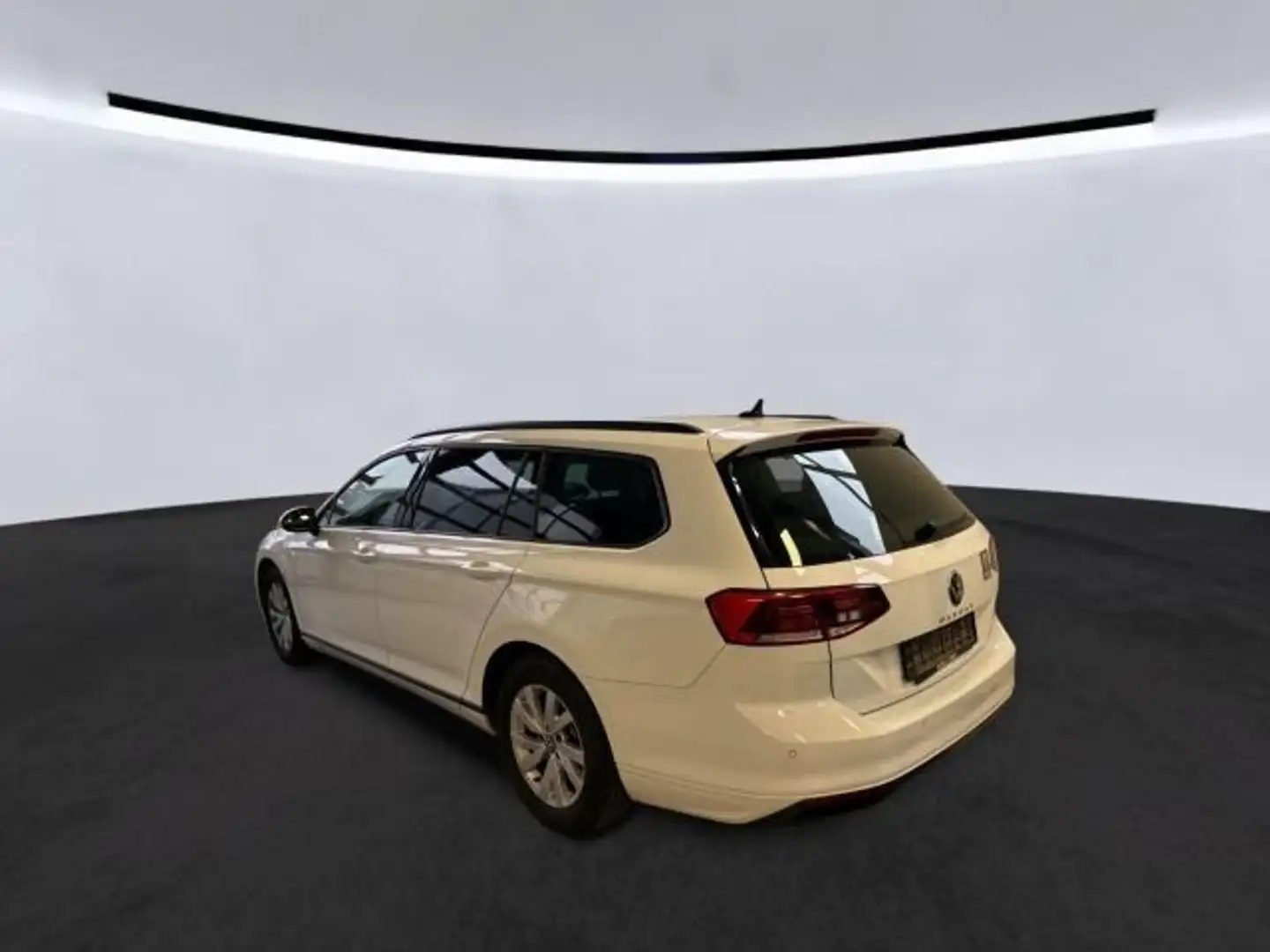 Volkswagen Passat Variant 2.0 TDI DSG NAVI RFK AHK SHZ EPH Weiß - 2