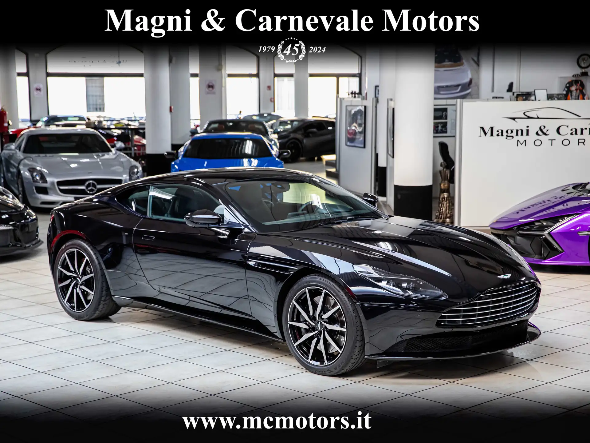 애스턴마틴 DB11 Coupé V8 2019 검정 사진 1