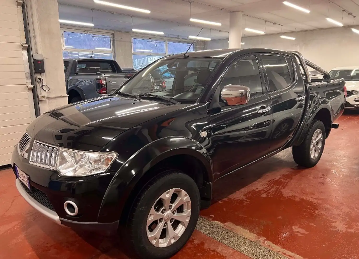 Mitsubishi L200 L200 Cab IV 2010 d.cab 2.5 di-d Intense Plus 178cv Nero - 2