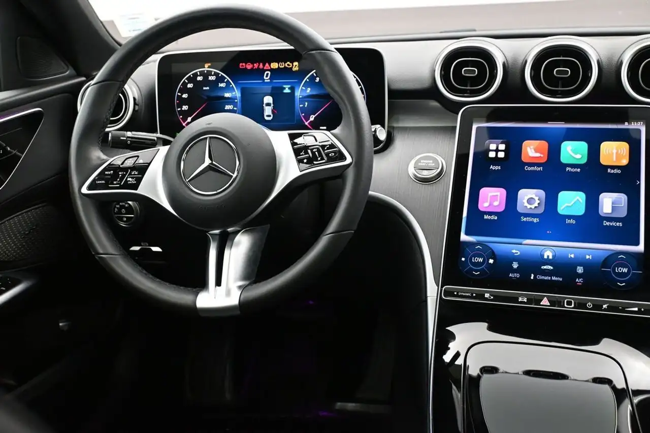 Mercedes-Benz C-Class photo Mercedes-Benz C-Class