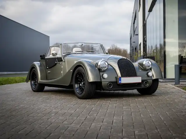 Morgan Plus 4 MY23 Automatic 4000km