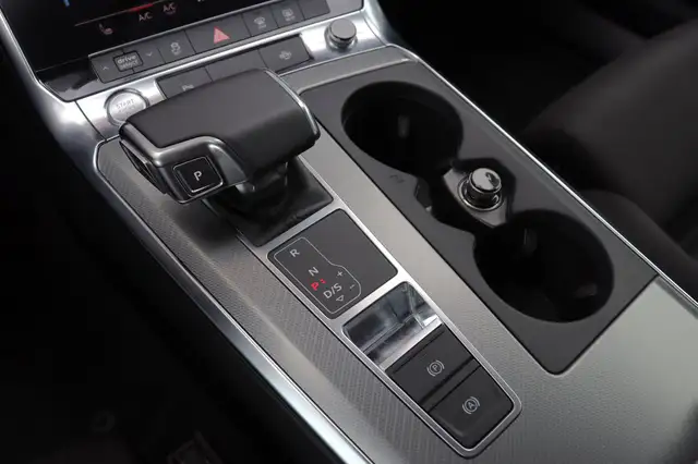 Audi A6 view 21