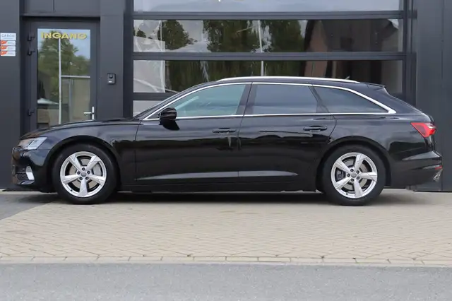 Audi A6 view 10
