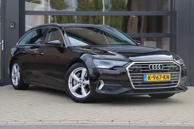 Audi A6 view 6