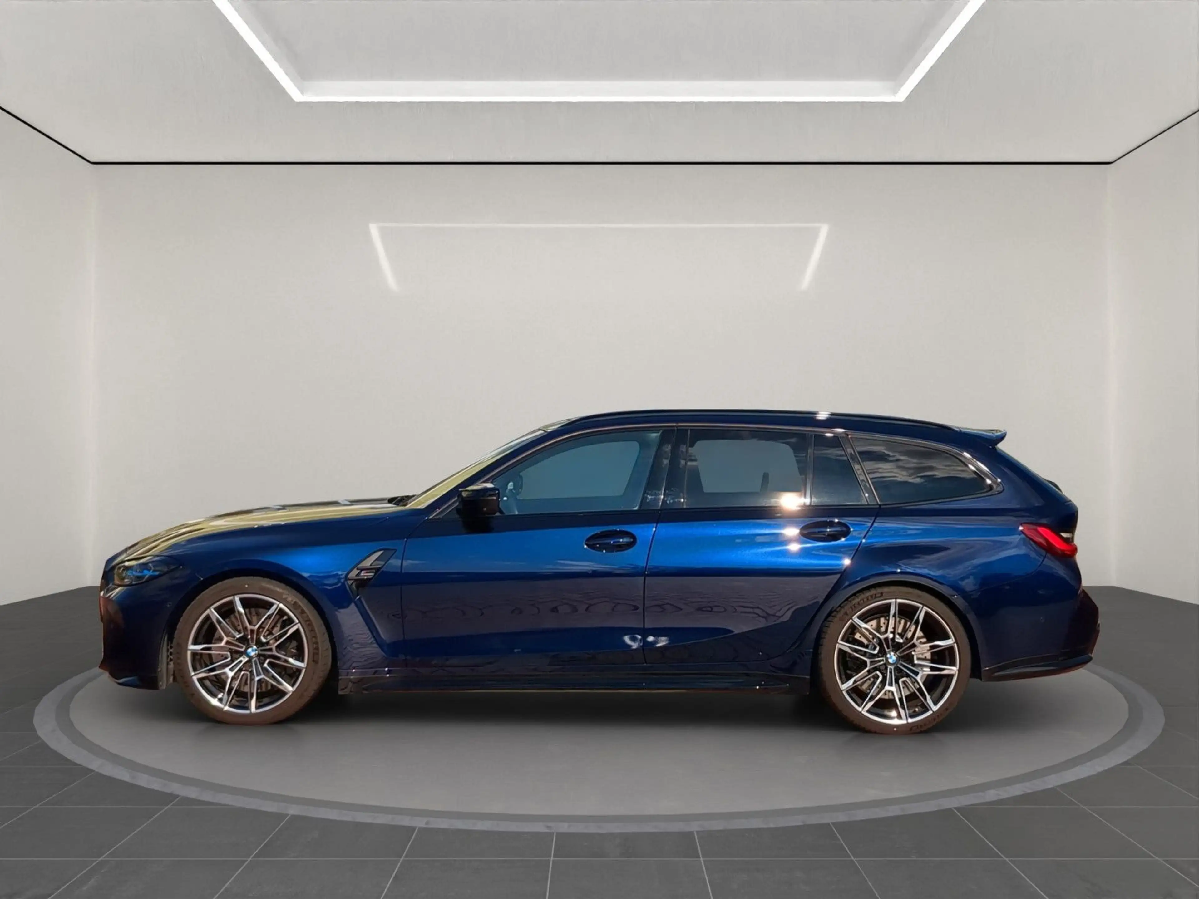 BMW M3 Touring xDrive Competition H&K 360° HUD — photo 7