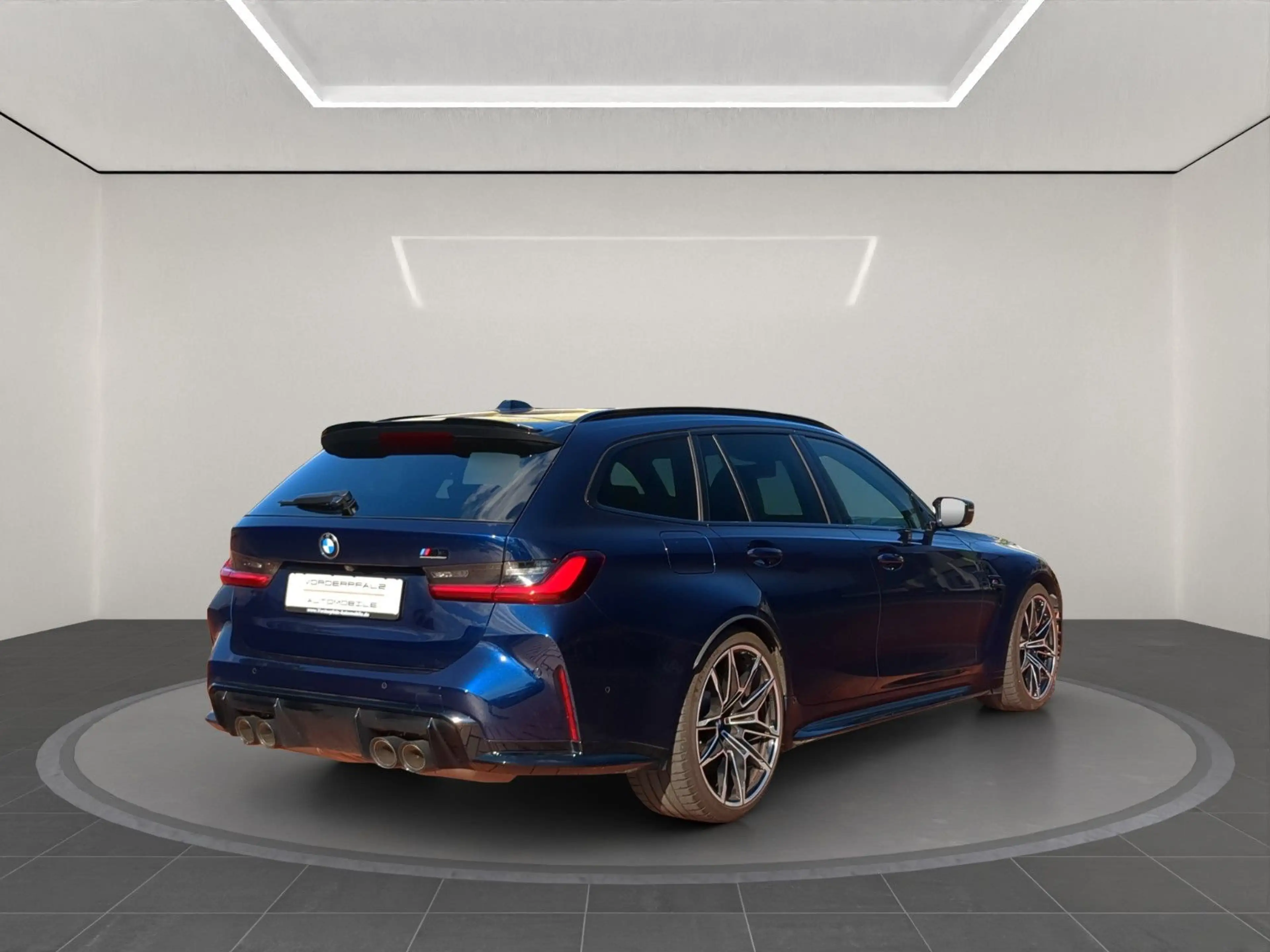 BMW M3 Touring xDrive Competition H&K 360° HUD — photo 6