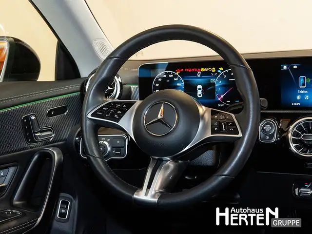 Mercedes-Benz Cla view 7