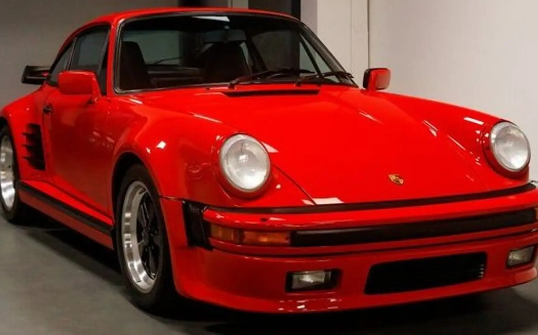 Porsche 930 3.3 Turbo Coupé Rojo - 1