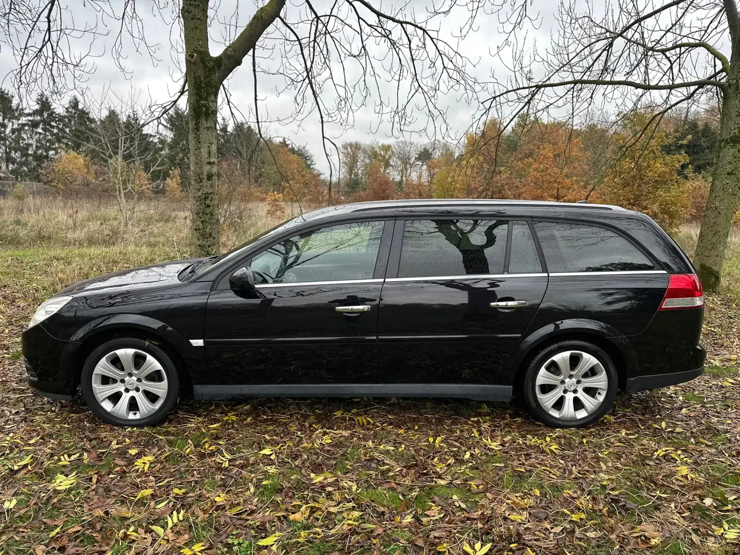 Opel Vectra Wagon 1.8-16V Executive Automaat Nieuwe APK bij af Nero - 2