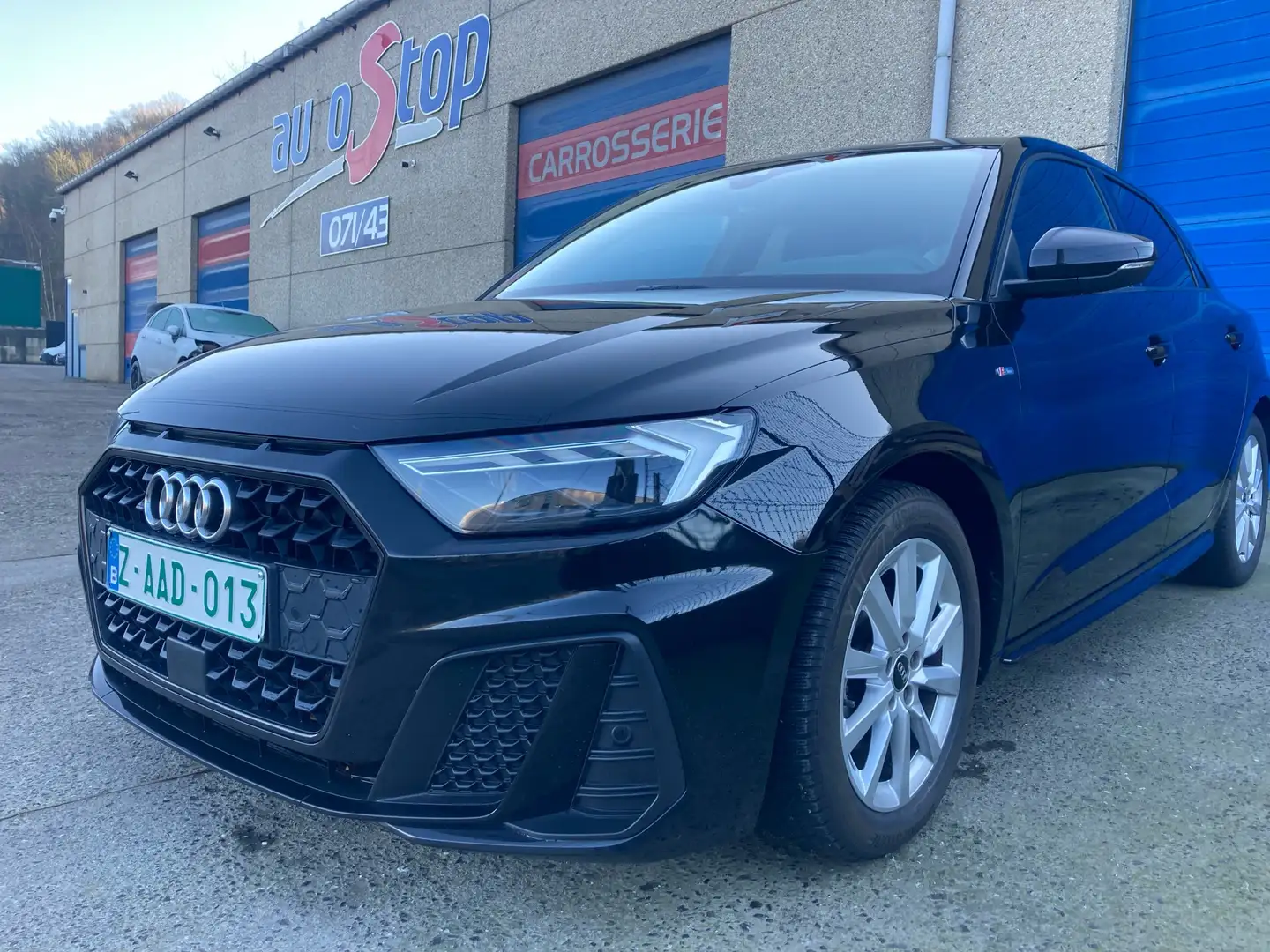 Audi A1 Sportback 30 TFSI S line intérieur extérieur Negro - 2