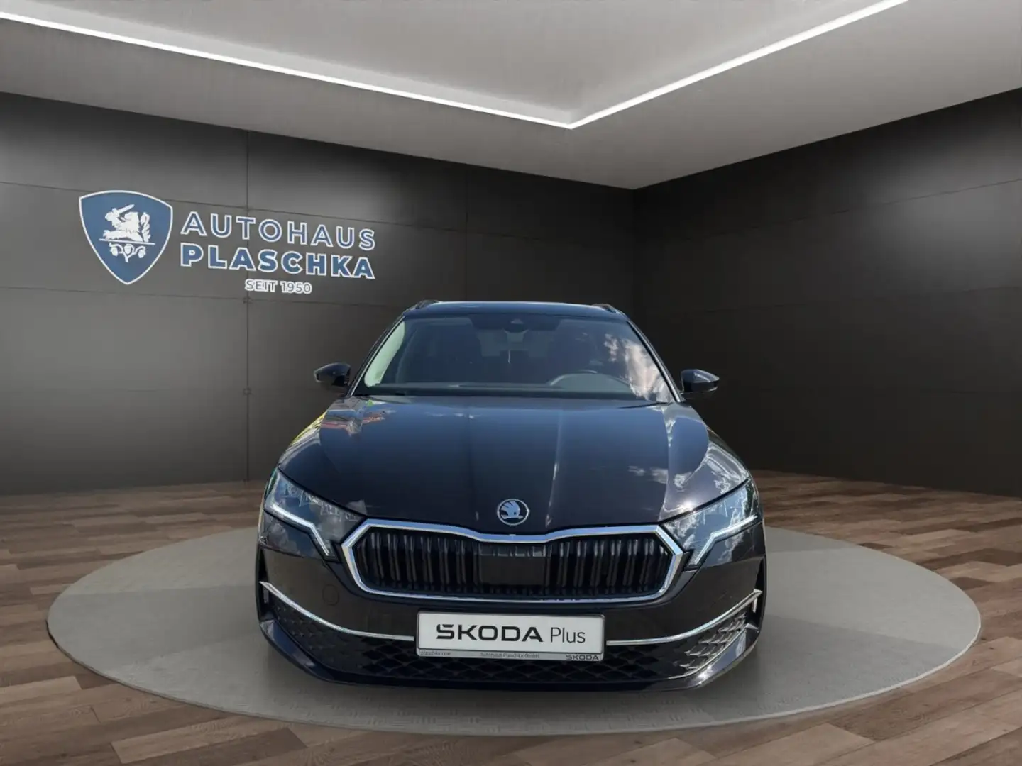 Skoda Octavia C. 2.0 TDI DSG Selection LED*PDC*CARPLAY Klima Schwarz - 2