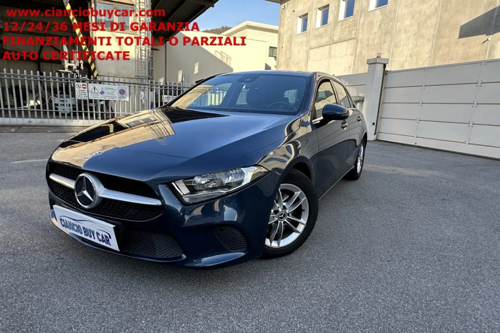 Mercedes-Benz A 180 d Automatic Business Blau - 1