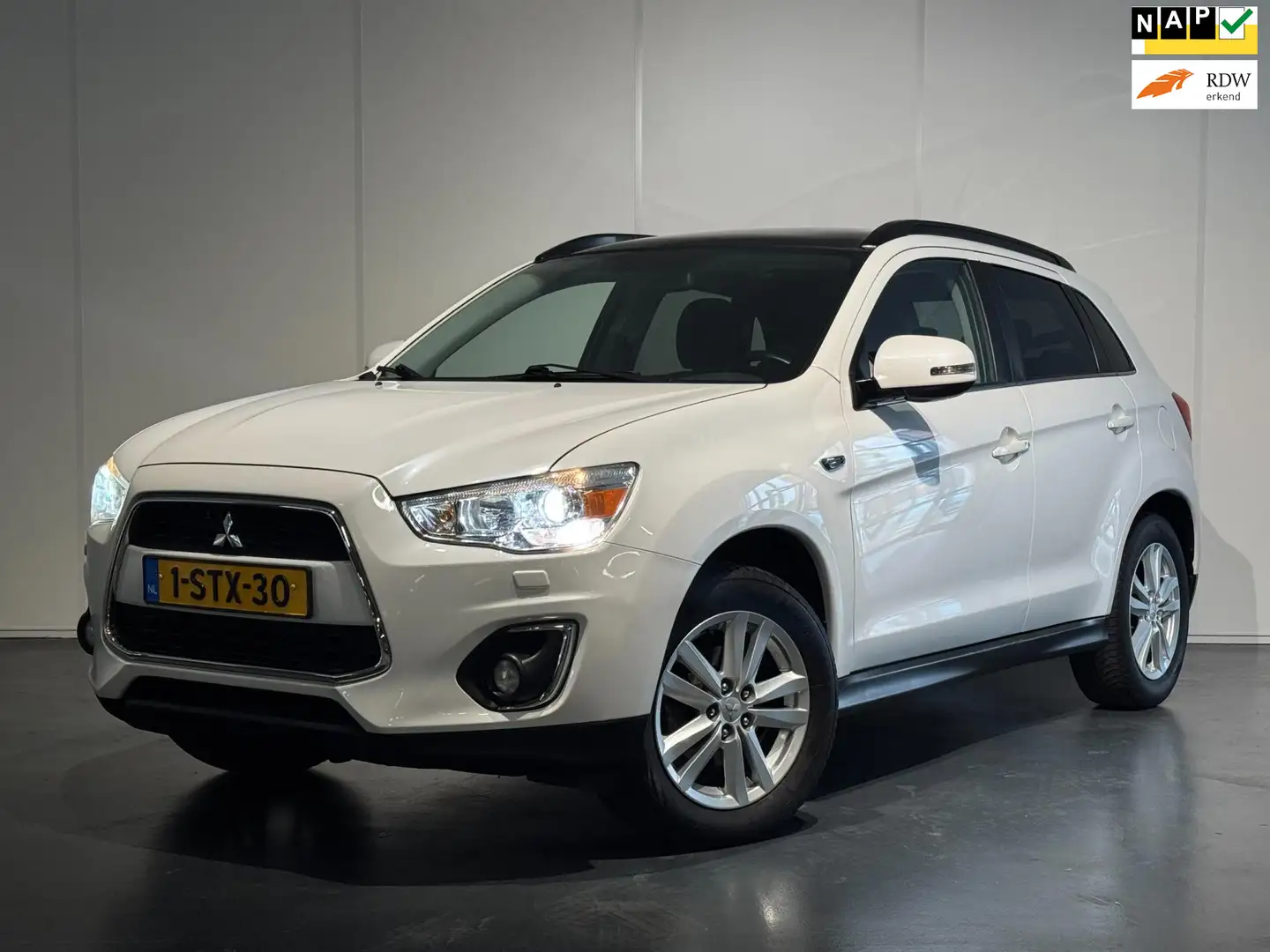 Mitsubishi ASX 1.6 Cleartec Intense /Airco/Cruise/PANO/Camera/Key Blanco - 1
