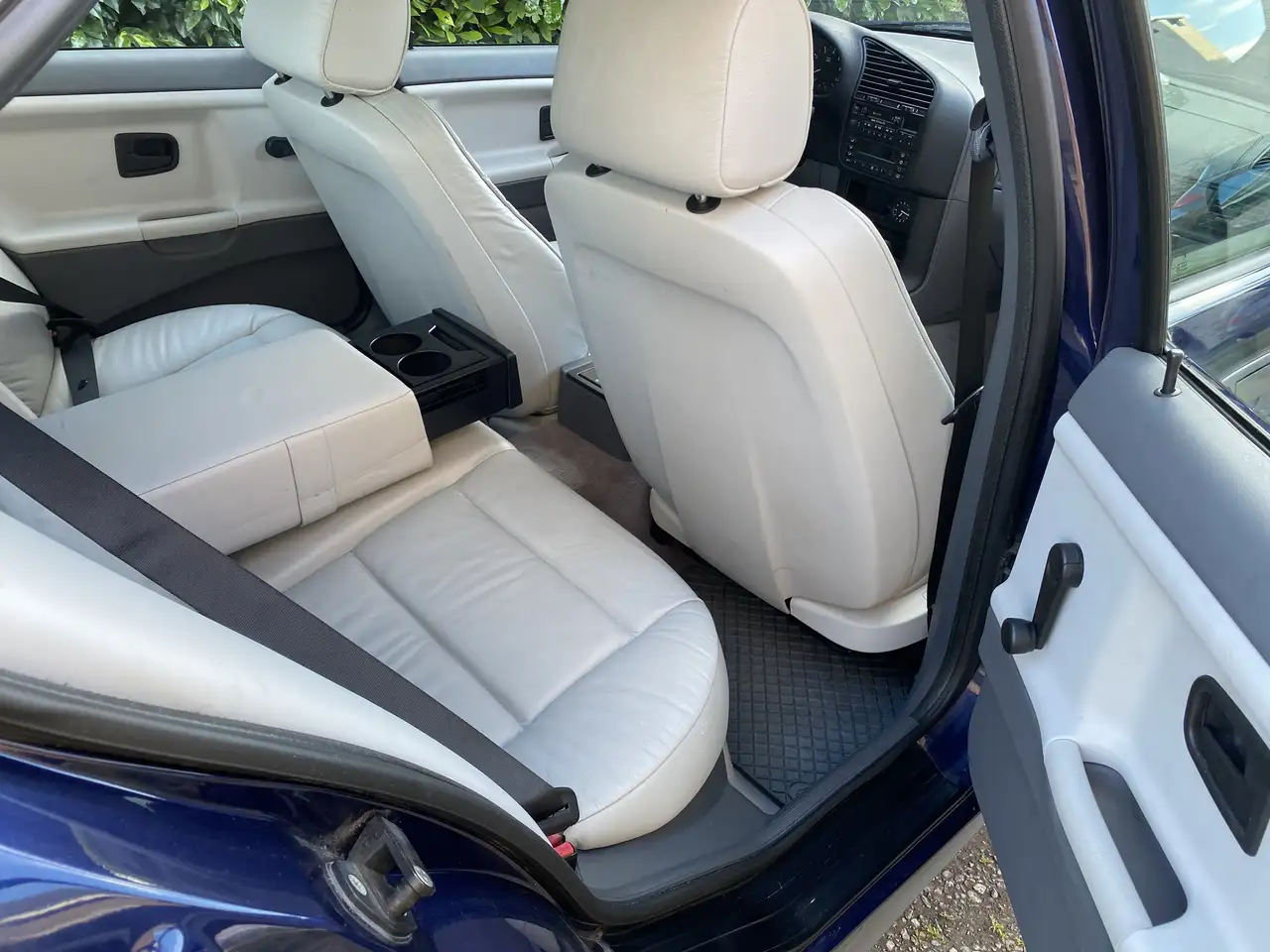 BMW 316i, foto 7