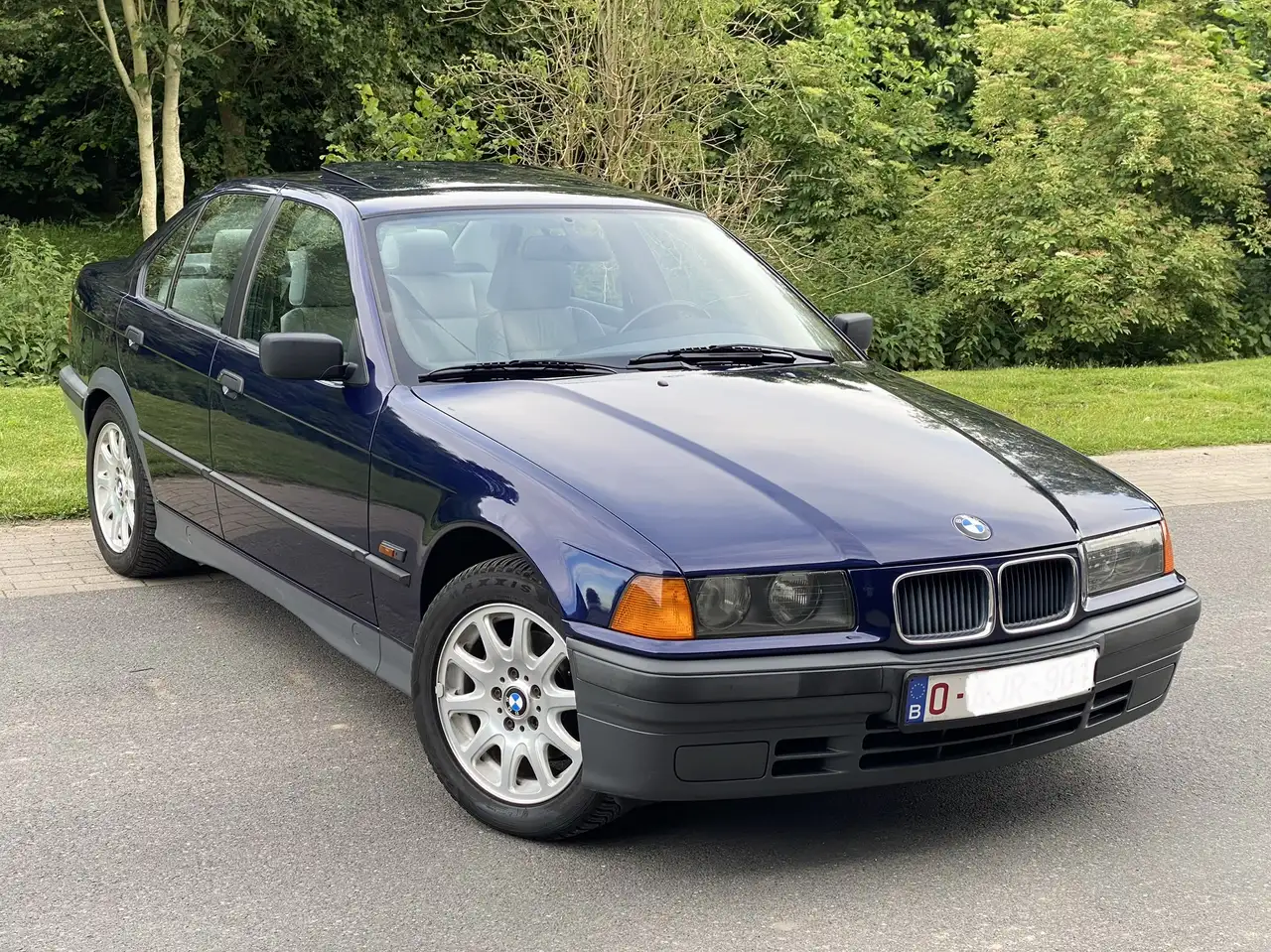 BMW 316i, foto 10