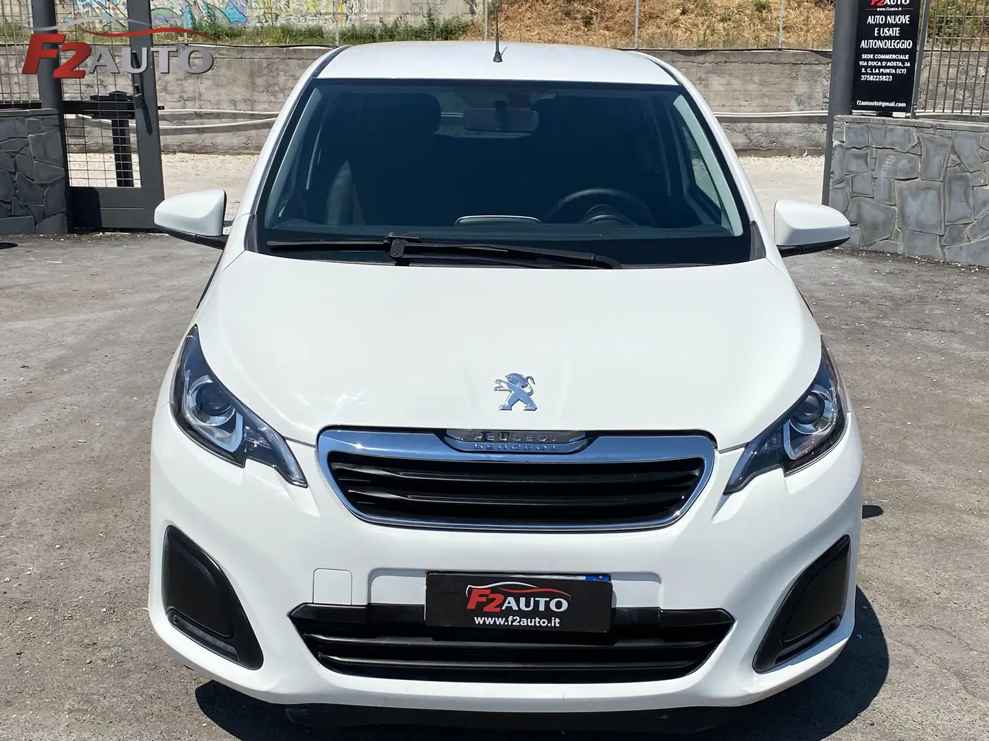 Peugeot 108 - 1