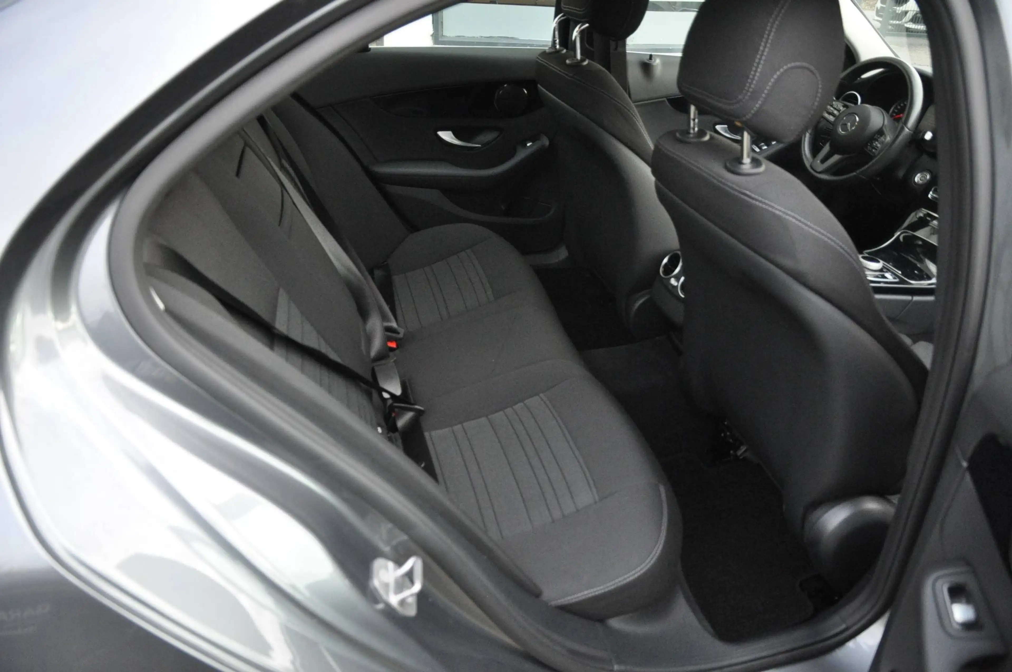 Mercedes-Benz C 220 C 220 d 9G-TRONIC*AHK-Navi-Kamera-1.Hand** — photo 9