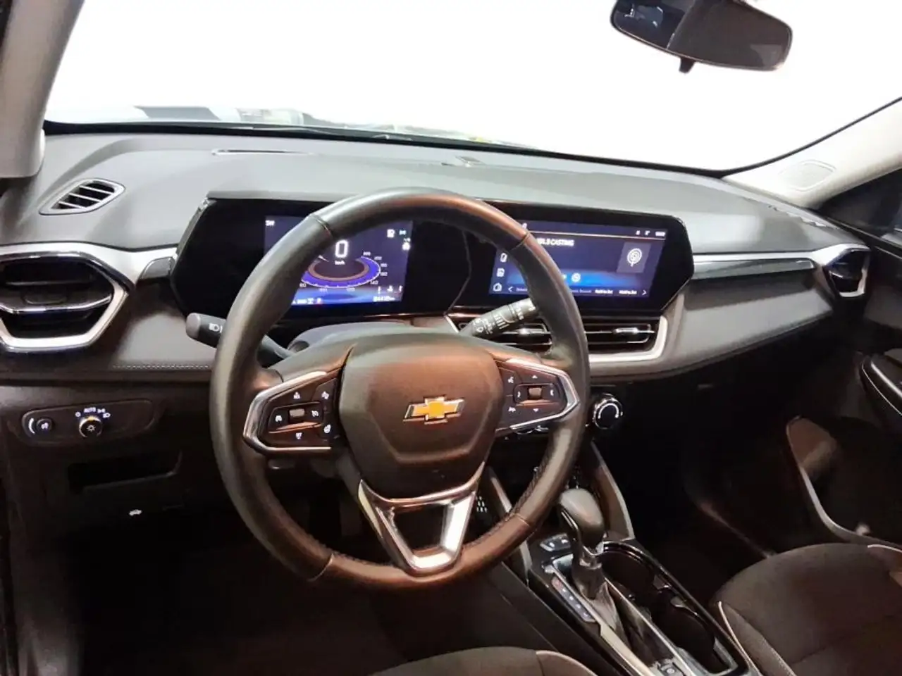 Chevrolet Trailblazer снимка Chevrolet Trailblazer
