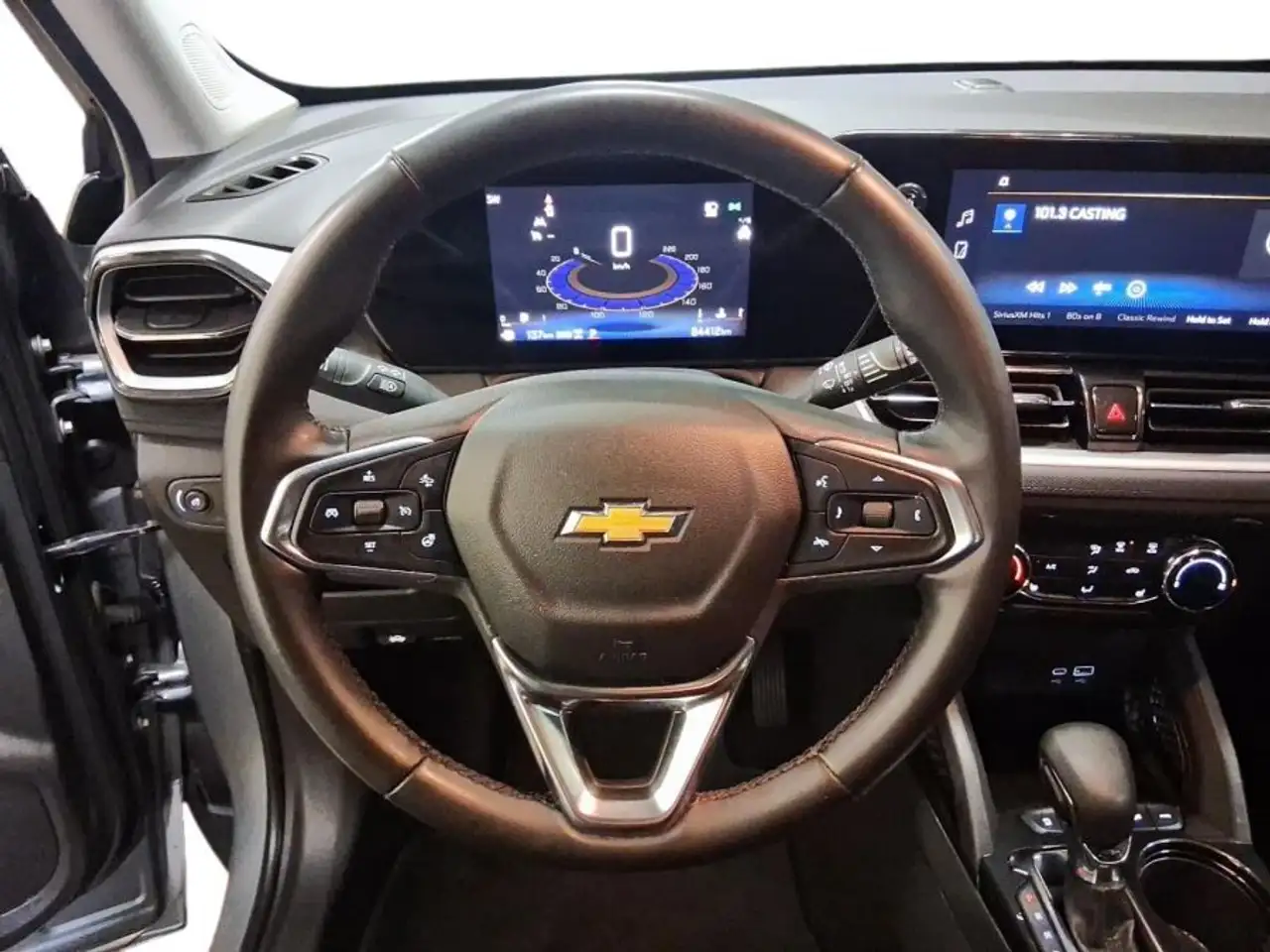 Chevrolet Trailblazer снимка Chevrolet Trailblazer