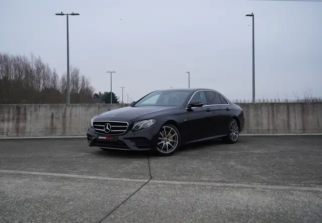 Mercedes-Benz E 200 AMG-Line | LED | 360°