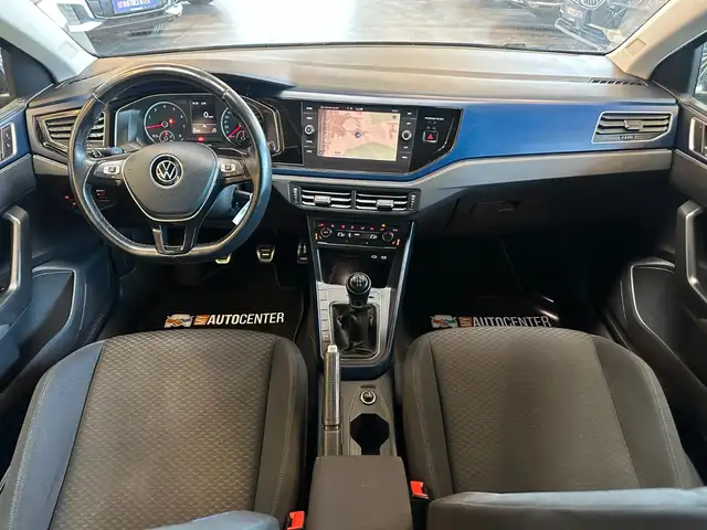 Volkswagen Polo view 6