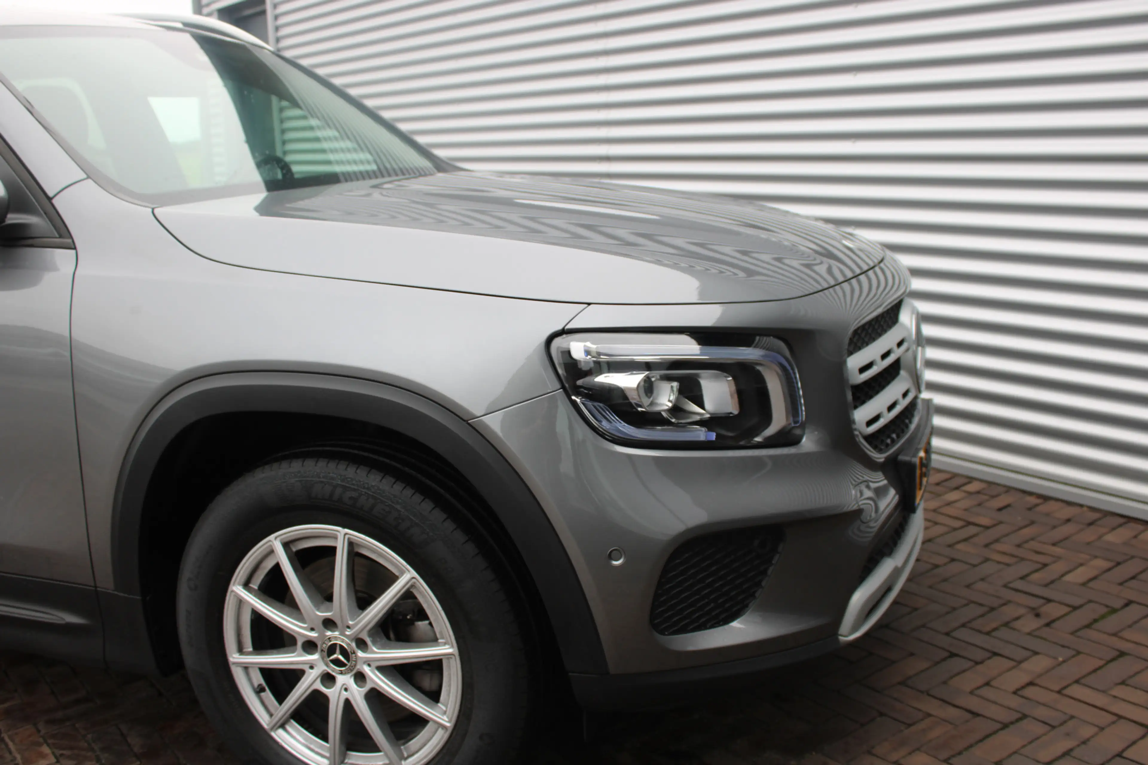 Mercedes-Benz GLB 200 Business Solution — photo 14