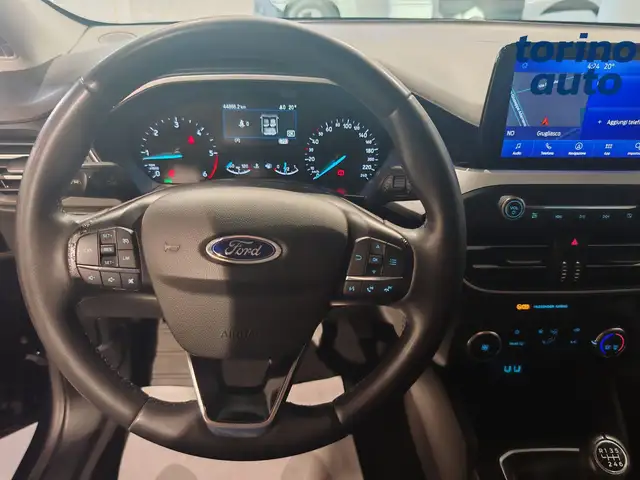 Ford Focus view 10