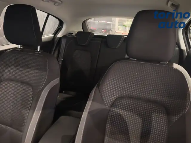 Ford Focus view 7