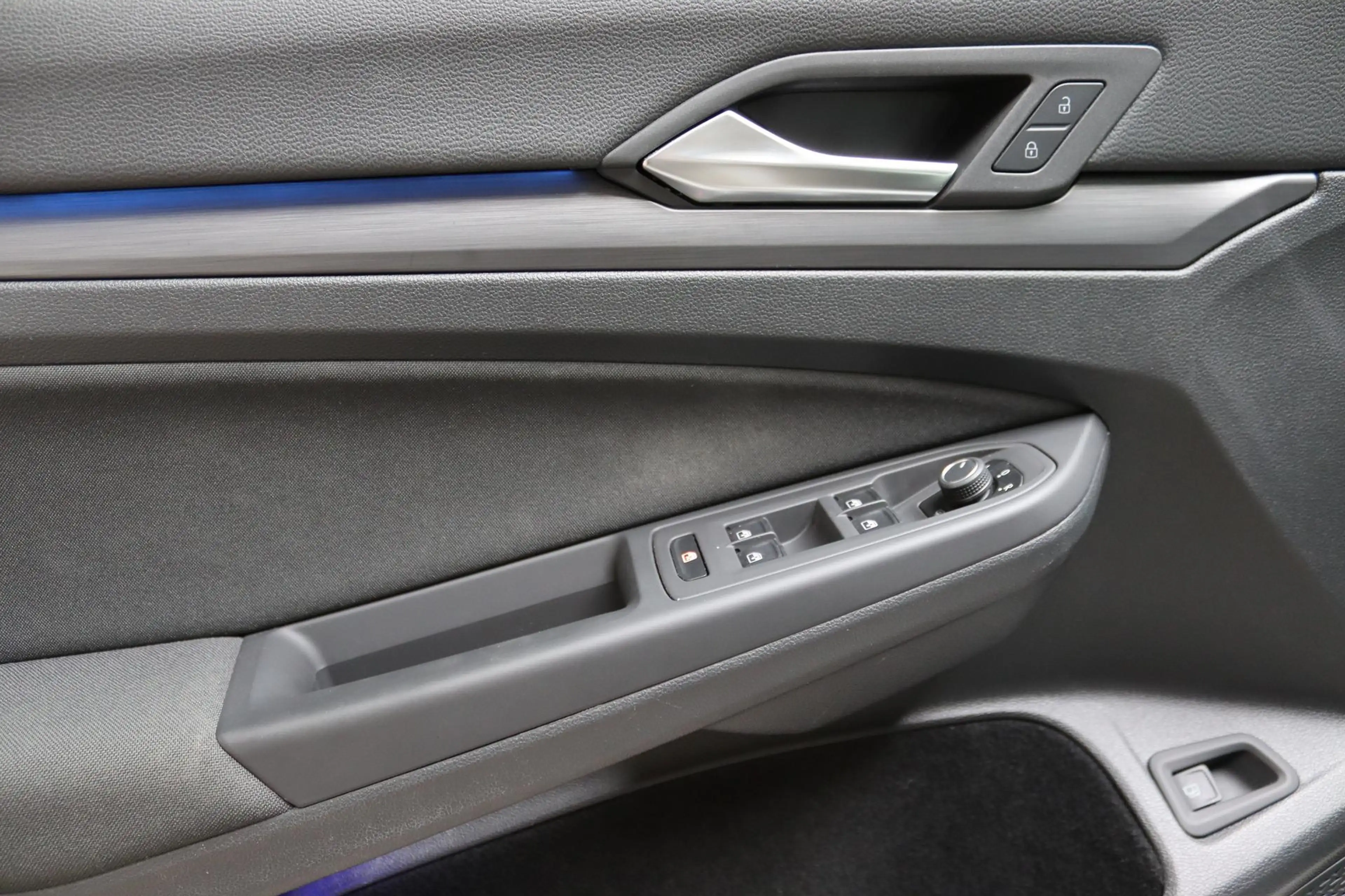 Volkswagen e-Golf VIII 1.4 eHybrid Style 150 kW (204 PS), Doppelk... — photo 13